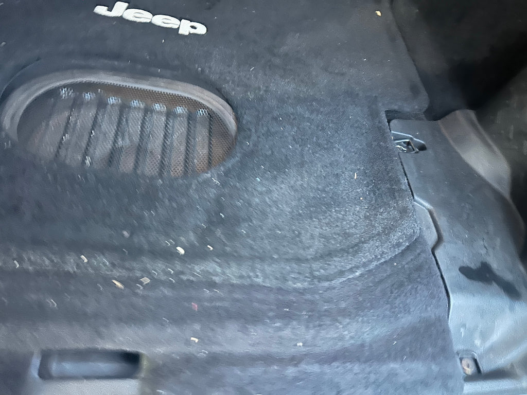 2015 Jeep Wrangler JK Unlimited Sahara 3.6 – J2560