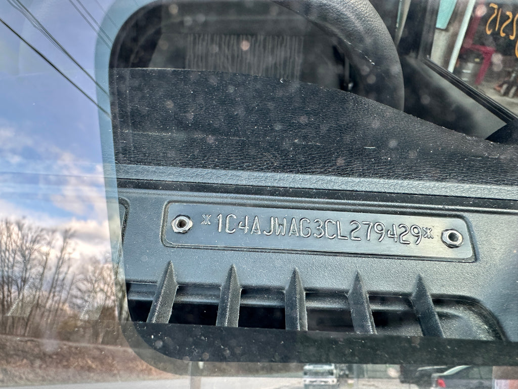 2012 Jeep Wrangler JK 2dr 3.6 – J2515