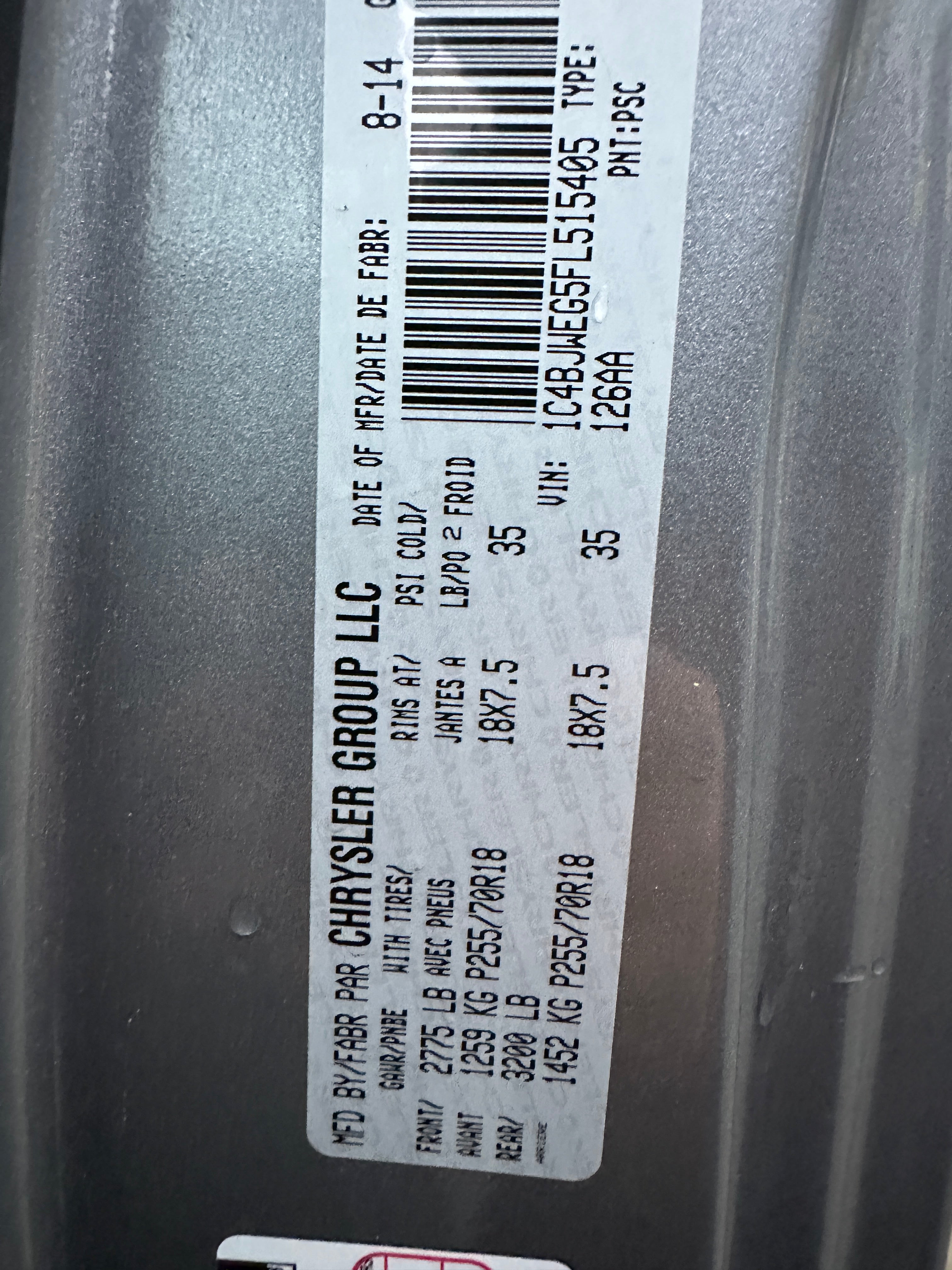 2015 Jeep Wrangler JK Unlimited Sahara 3.6 – J2560