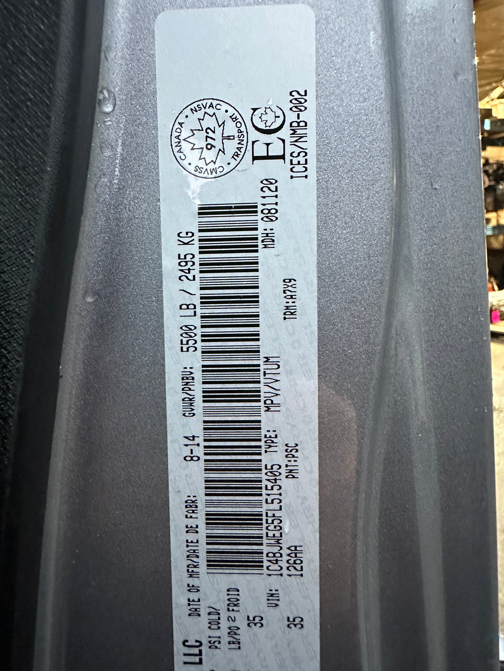 2015 Jeep Wrangler JK Unlimited Sahara 3.6 – J2560