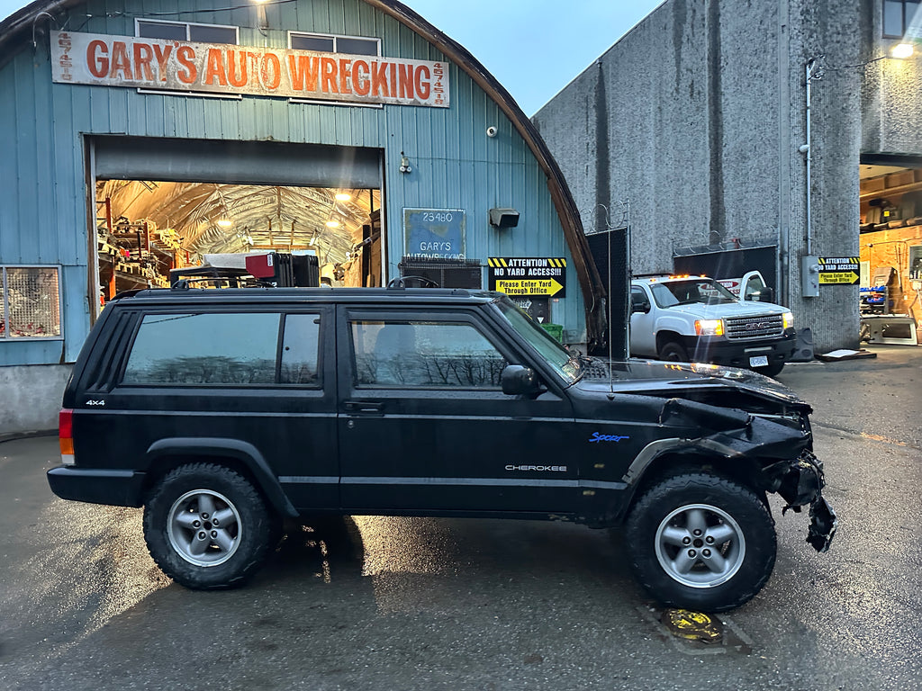 1998 Jeep Cherokee XJ Sport 4.0 – J2561