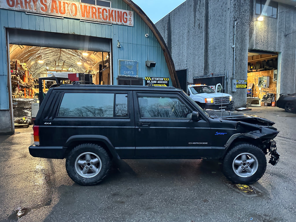 1998 Jeep Cherokee XJ Sport 4.0 – J2561