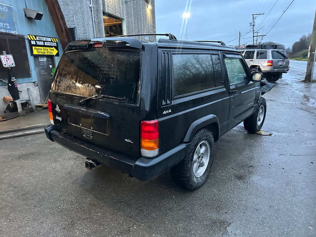 1998 Jeep Cherokee XJ Sport 4.0 – J2561