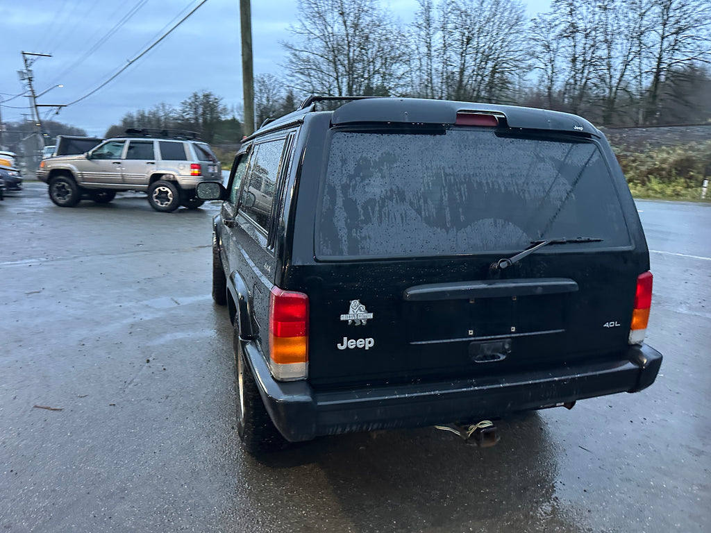 1998 Jeep Cherokee XJ Sport 4.0 – J2561