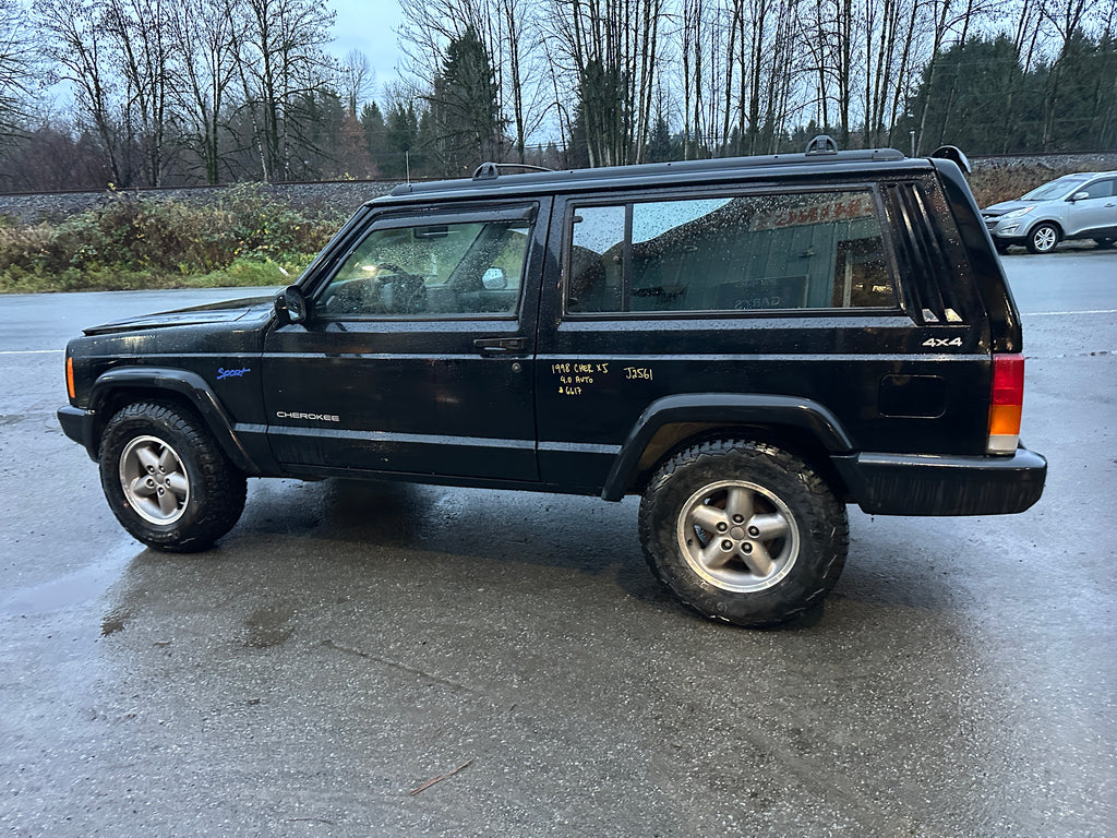 1998 Jeep Cherokee XJ Sport 4.0 – J2561