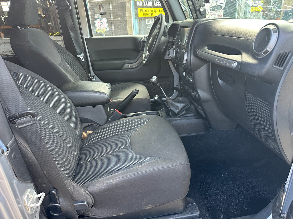 2016 Jeep Wrangler JK Sport 3.6 – J2613