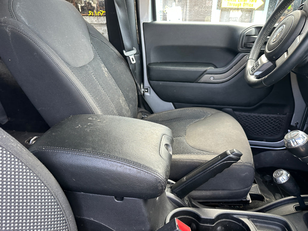 2016 Jeep Wrangler JK Sport 3.6 – J2613