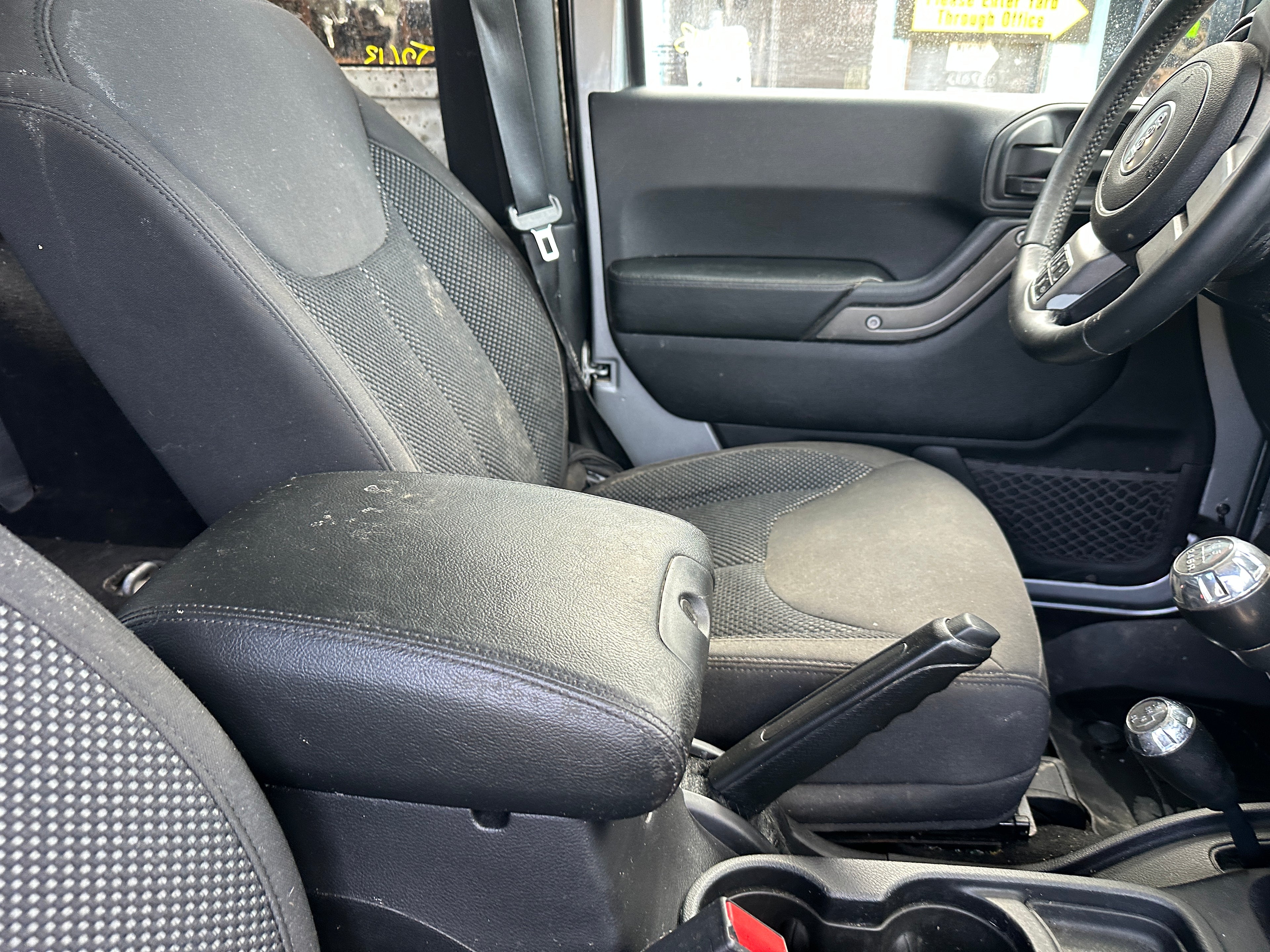2016 Jeep Wrangler JK Sport 3.6 – J2613