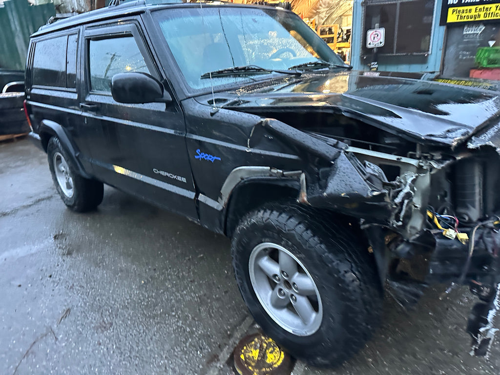1998 Jeep Cherokee XJ Sport 4.0 – J2561