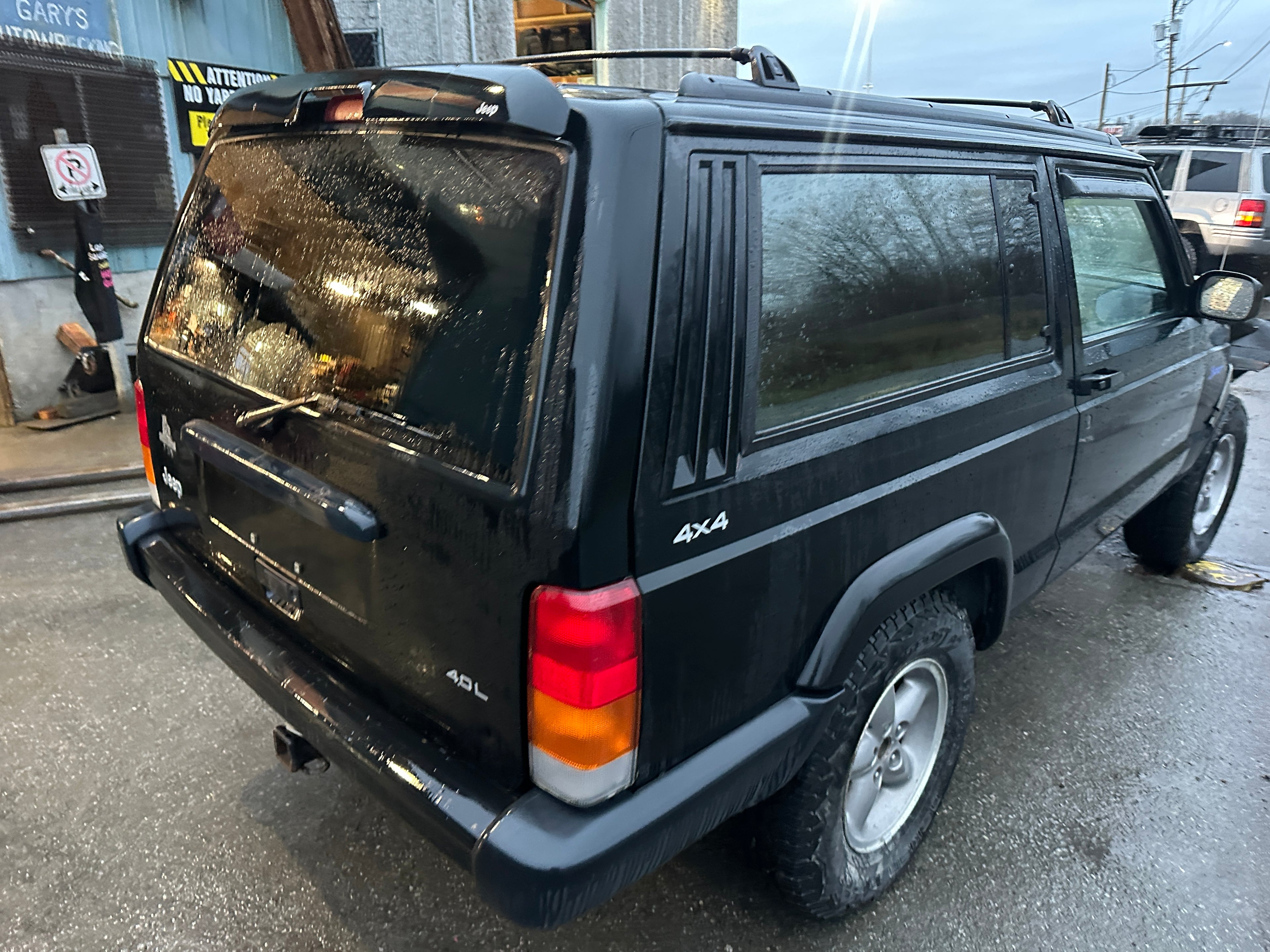 1998 Jeep Cherokee XJ Sport 4.0 – J2561