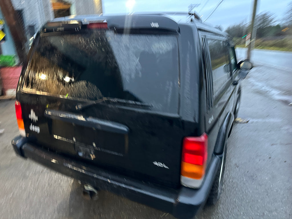 1998 Jeep Cherokee XJ Sport 4.0 – J2561