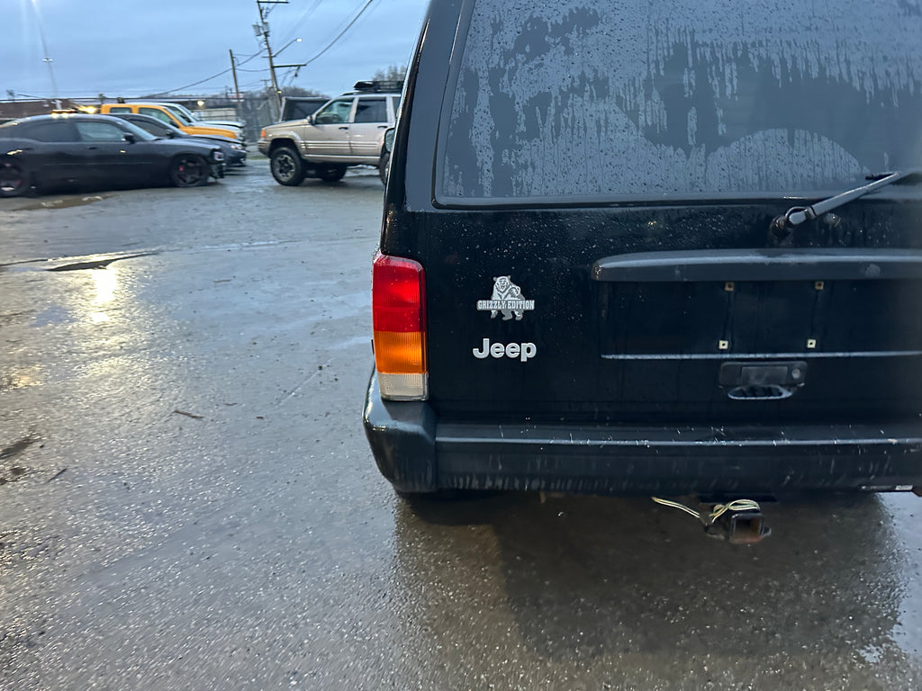 1998 Jeep Cherokee XJ Sport 4.0 – J2561