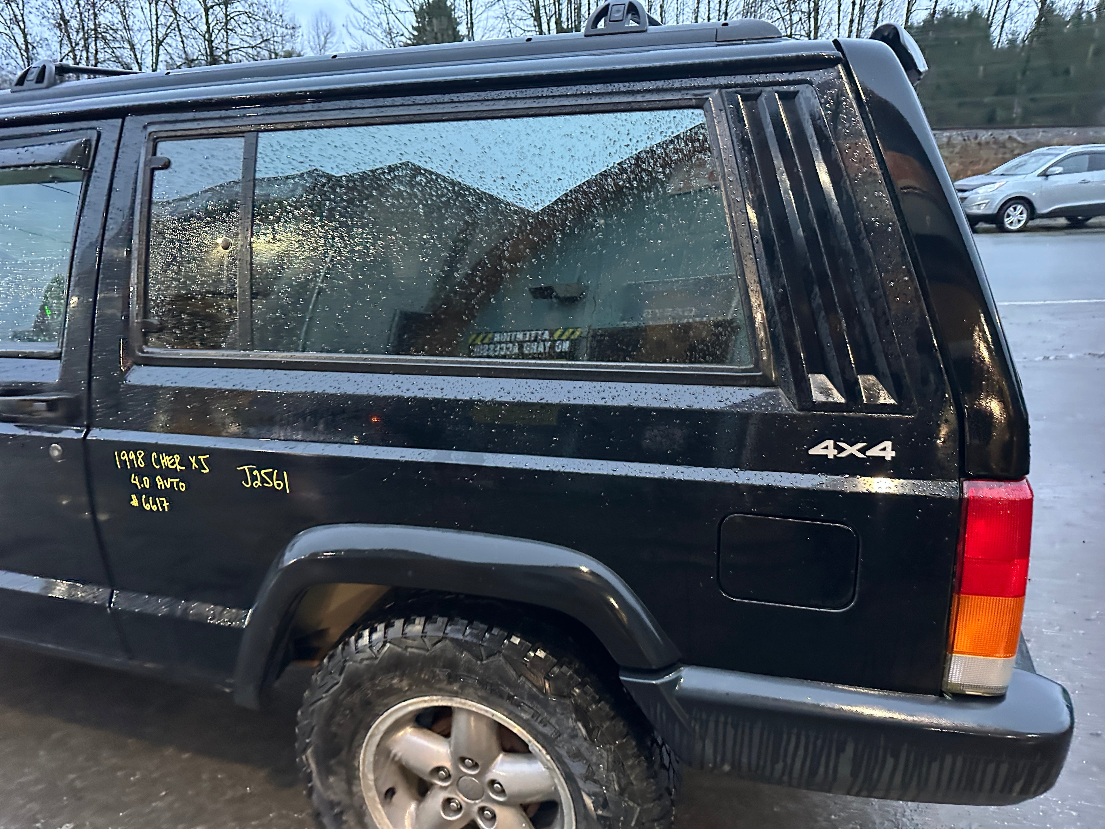 1998 Jeep Cherokee XJ Sport 4.0 – J2561