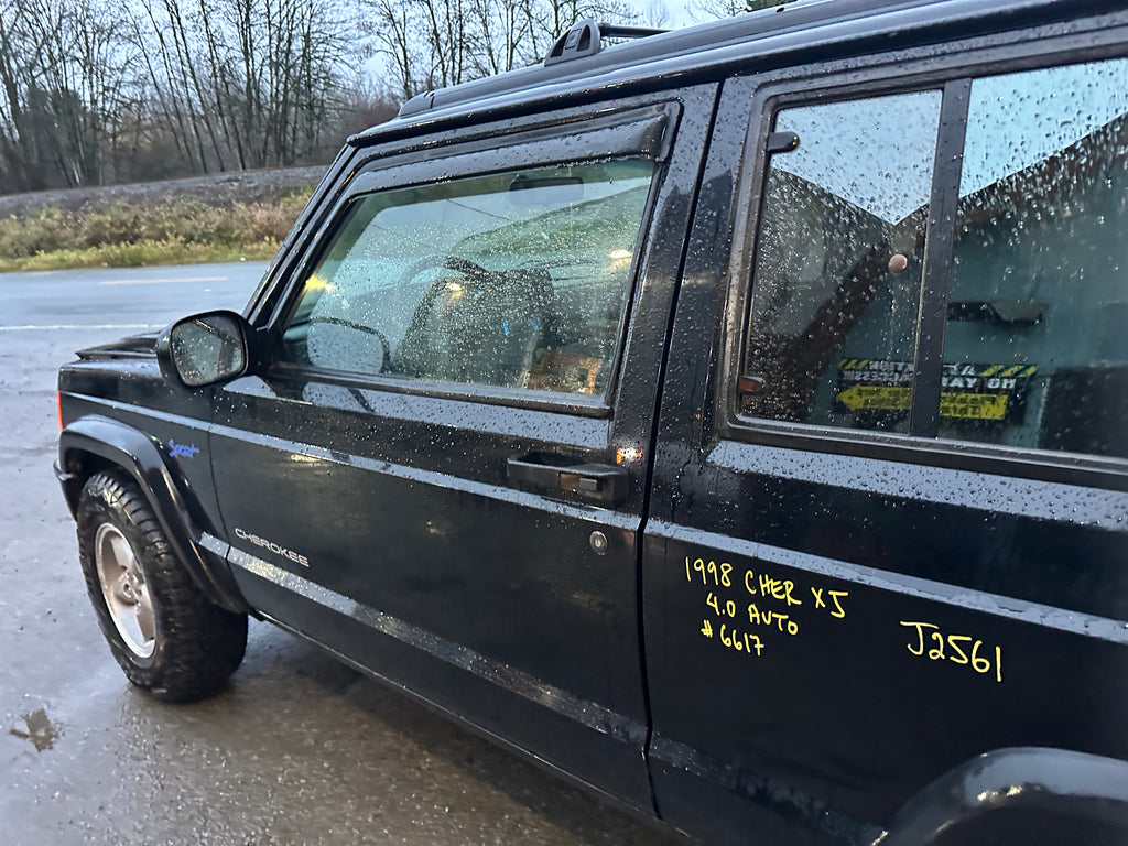 1998 Jeep Cherokee XJ Sport 4.0 – J2561