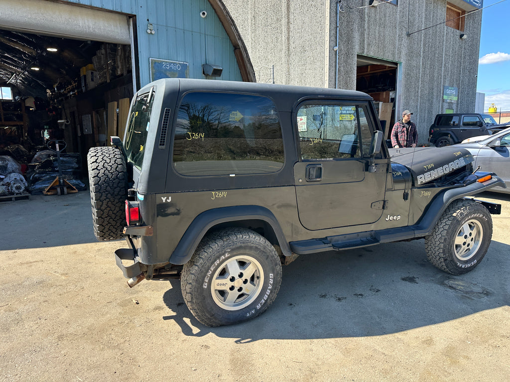 1995 Jeep Wrangler YJ Rio Grande 2.5 – J2614