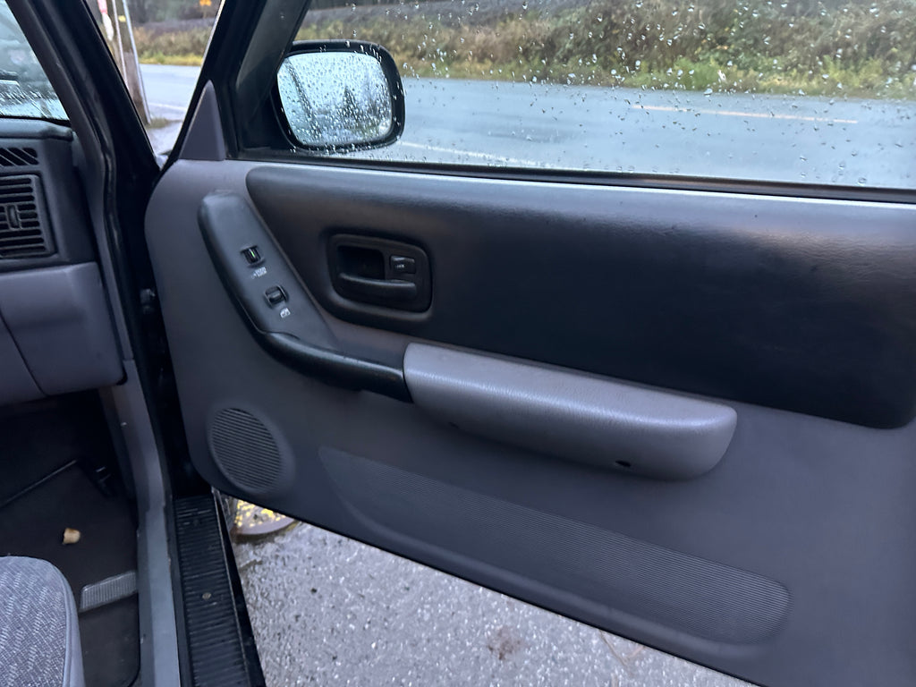 1998 Jeep Cherokee XJ Sport 4.0 – J2561