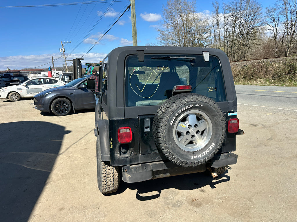 1995 Jeep Wrangler YJ Rio Grande 2.5 – J2614