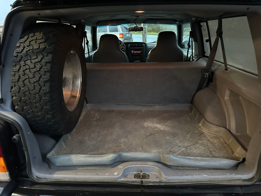 1998 Jeep Cherokee XJ Sport 4.0 – J2561