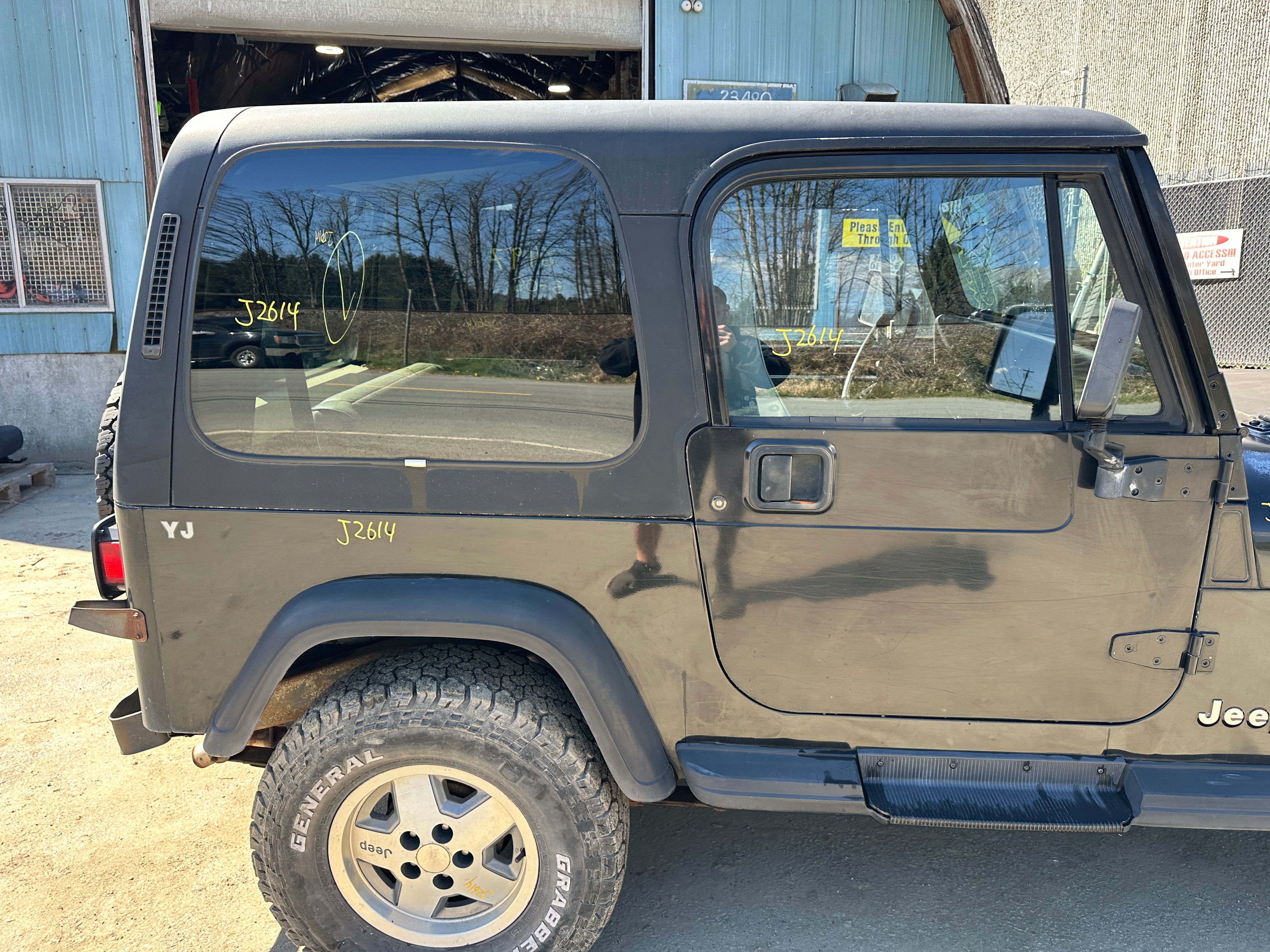 1995 Jeep Wrangler YJ Rio Grande 2.5 – J2614