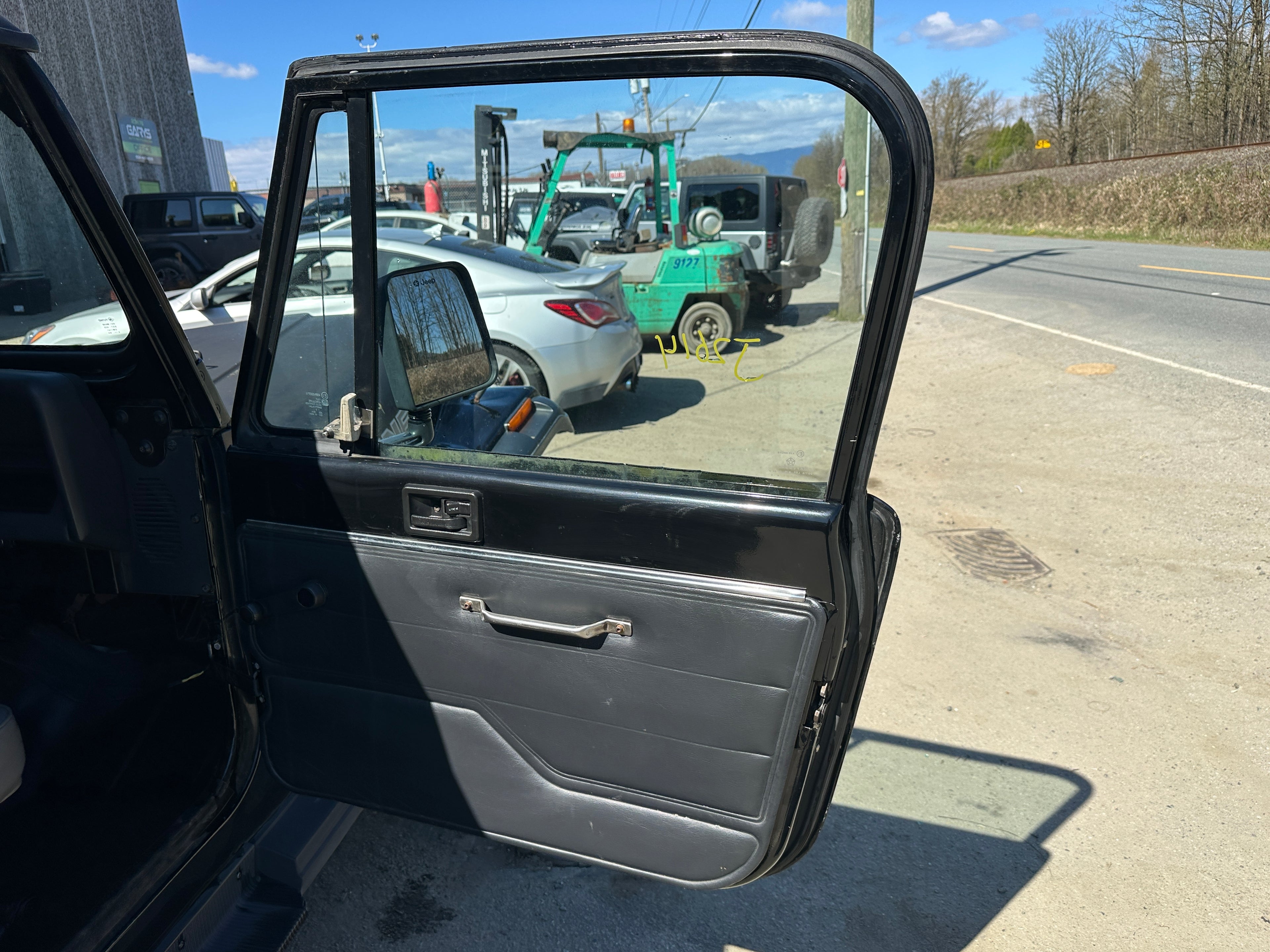 1995 Jeep Wrangler YJ Rio Grande 2.5 – J2614