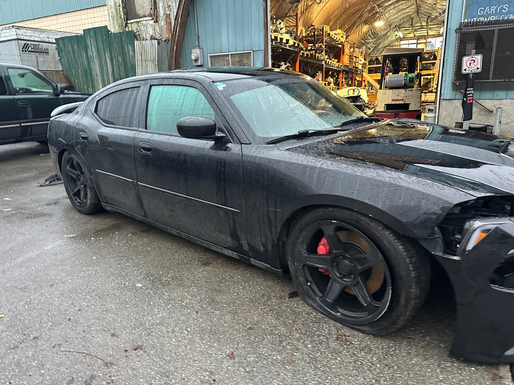 2006 Dodge Charger SRT-8 6.1 – D2508