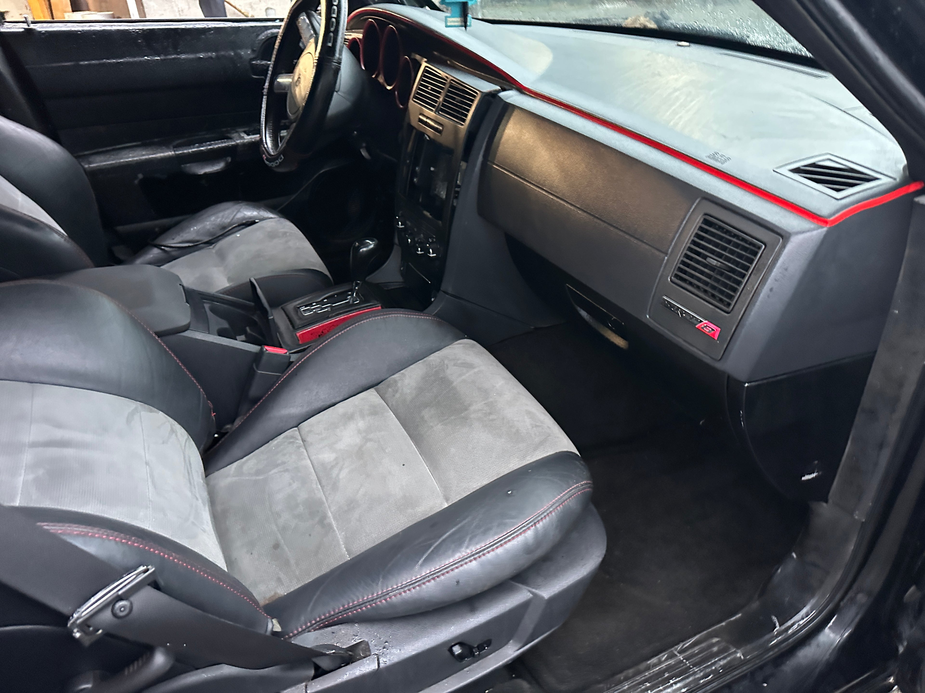 2006 Dodge Charger SRT-8 6.1 – D2508