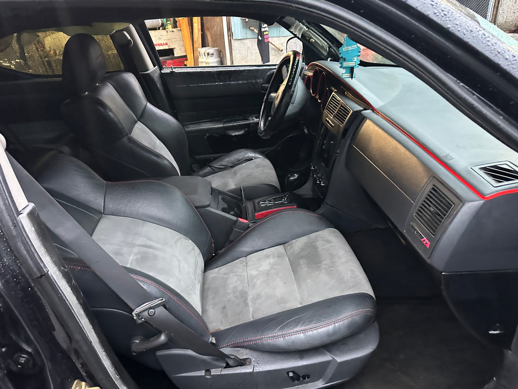 2006 Dodge Charger SRT-8 6.1 – D2508