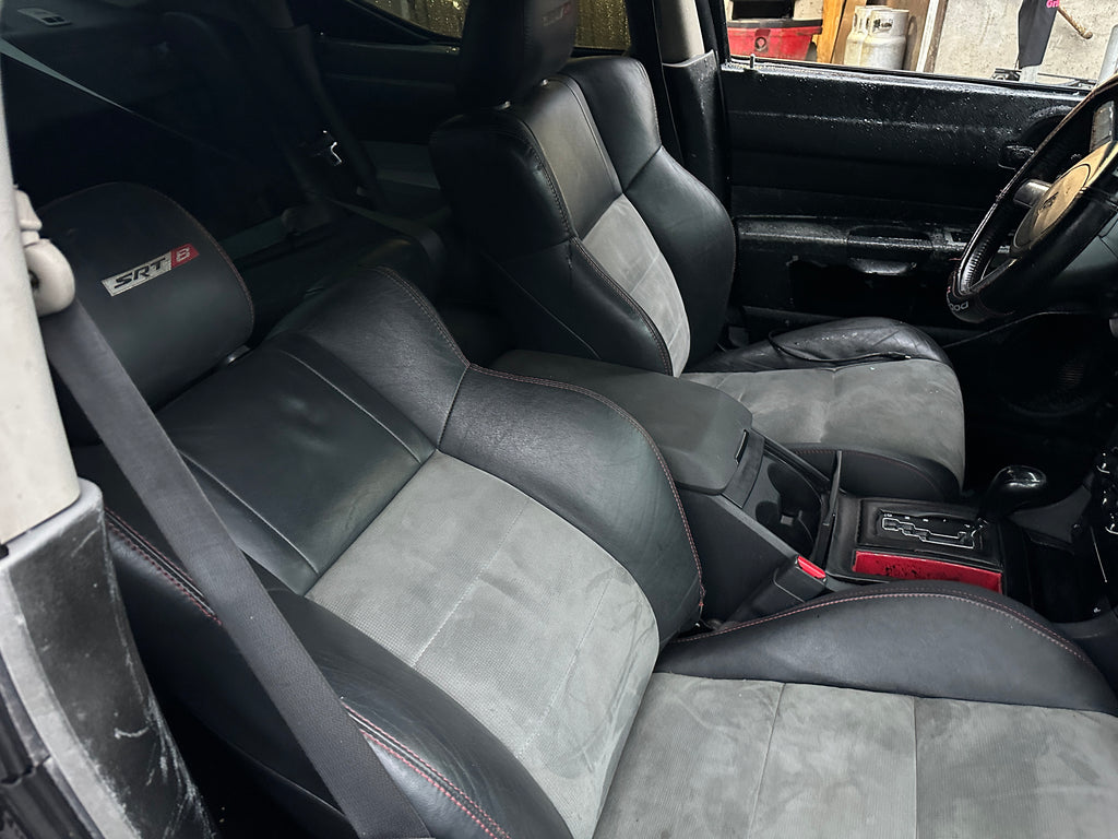 2006 Dodge Charger SRT-8 6.1 – D2508