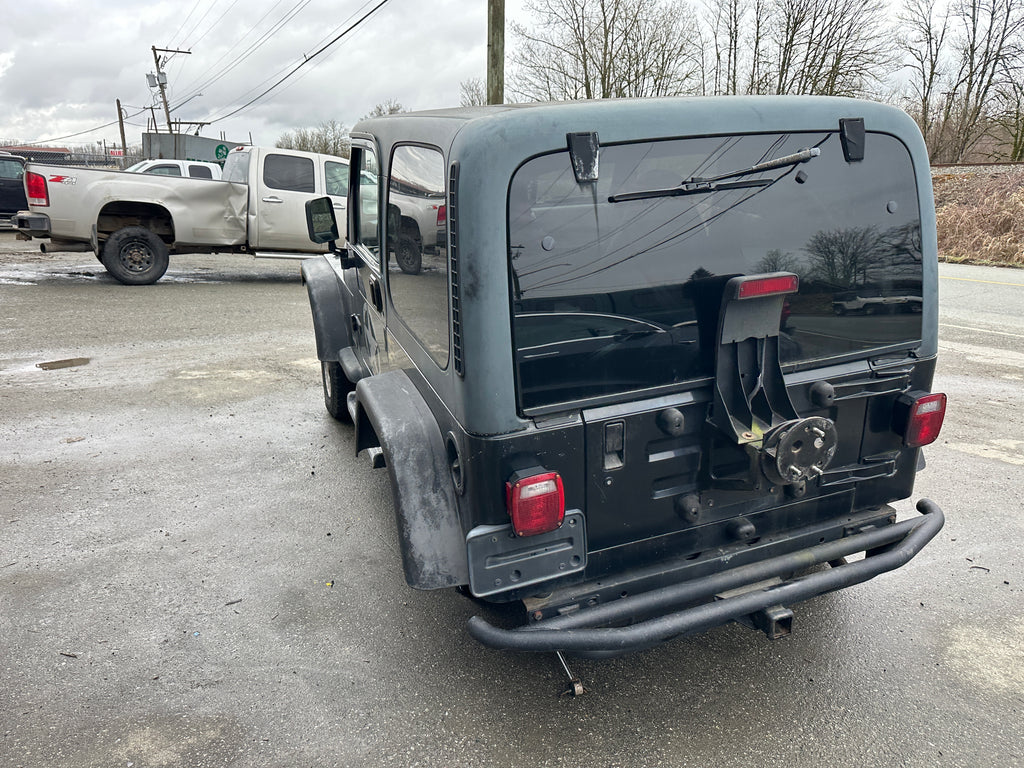 2001 Jeep Wrangler TJ 4.0 – J2521