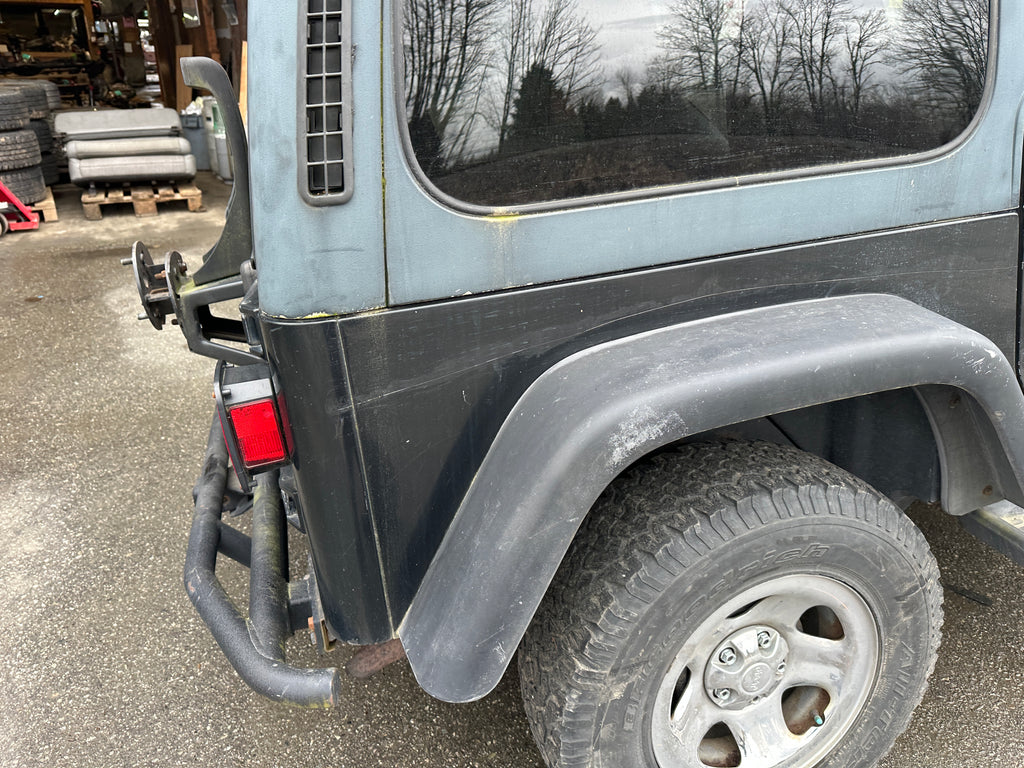 2001 Jeep Wrangler TJ 4.0 – J2521