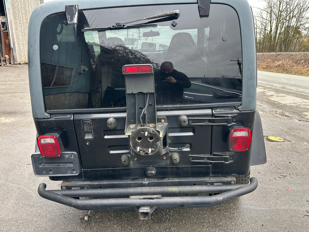 2001 Jeep Wrangler TJ 4.0 – J2521