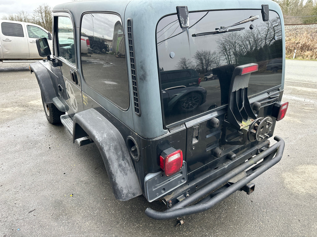 2001 Jeep Wrangler TJ 4.0 – J2521