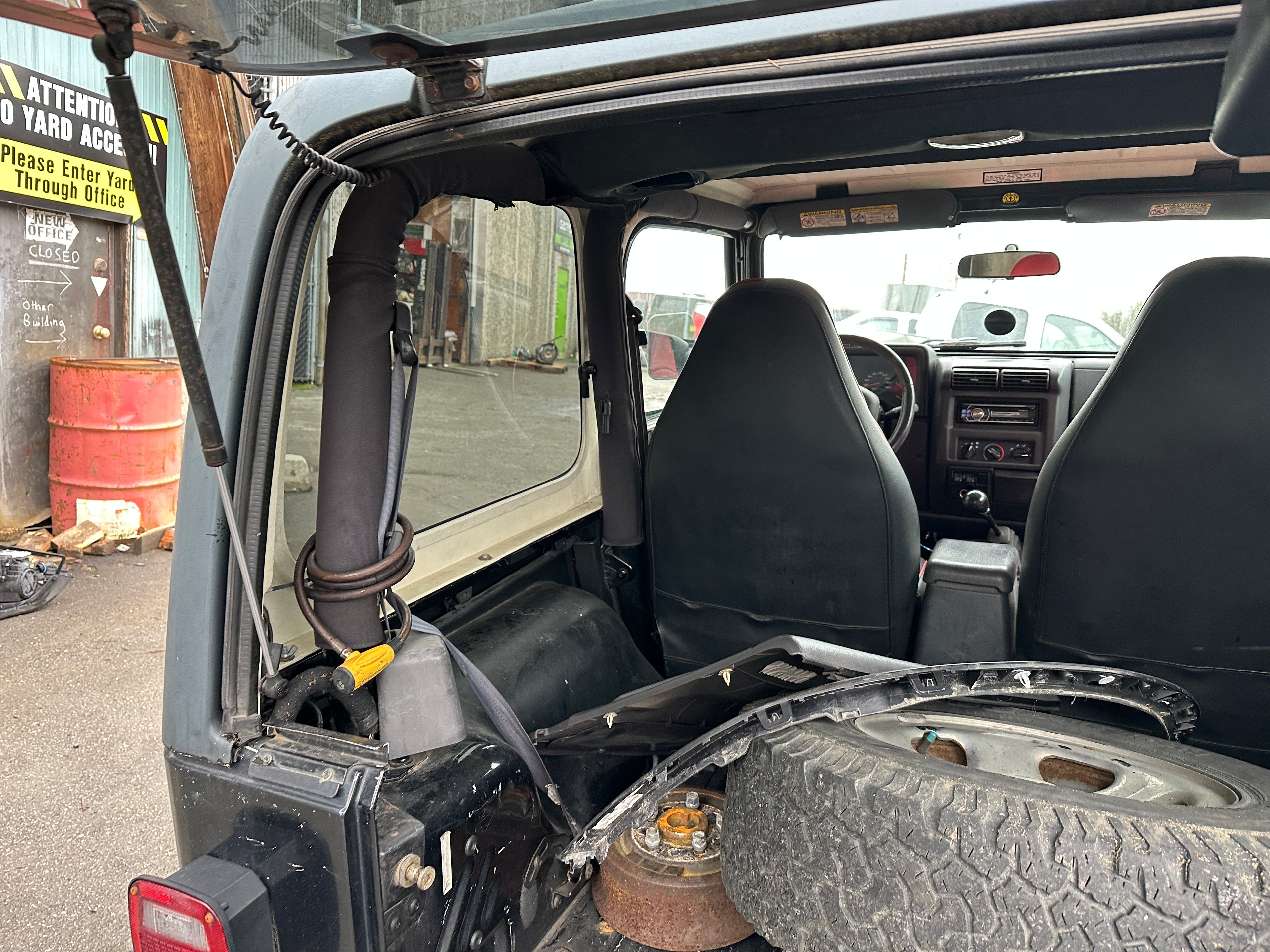 2001 Jeep Wrangler TJ 4.0 – J2521