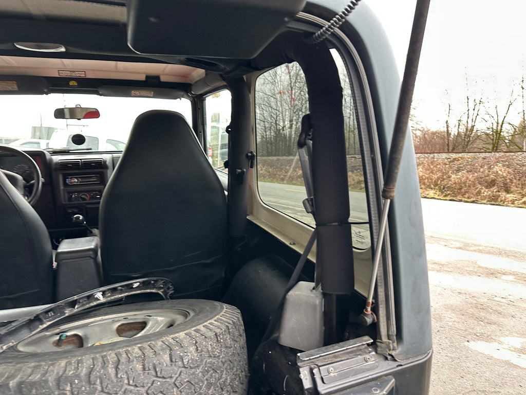 2001 Jeep Wrangler TJ 4.0 – J2521