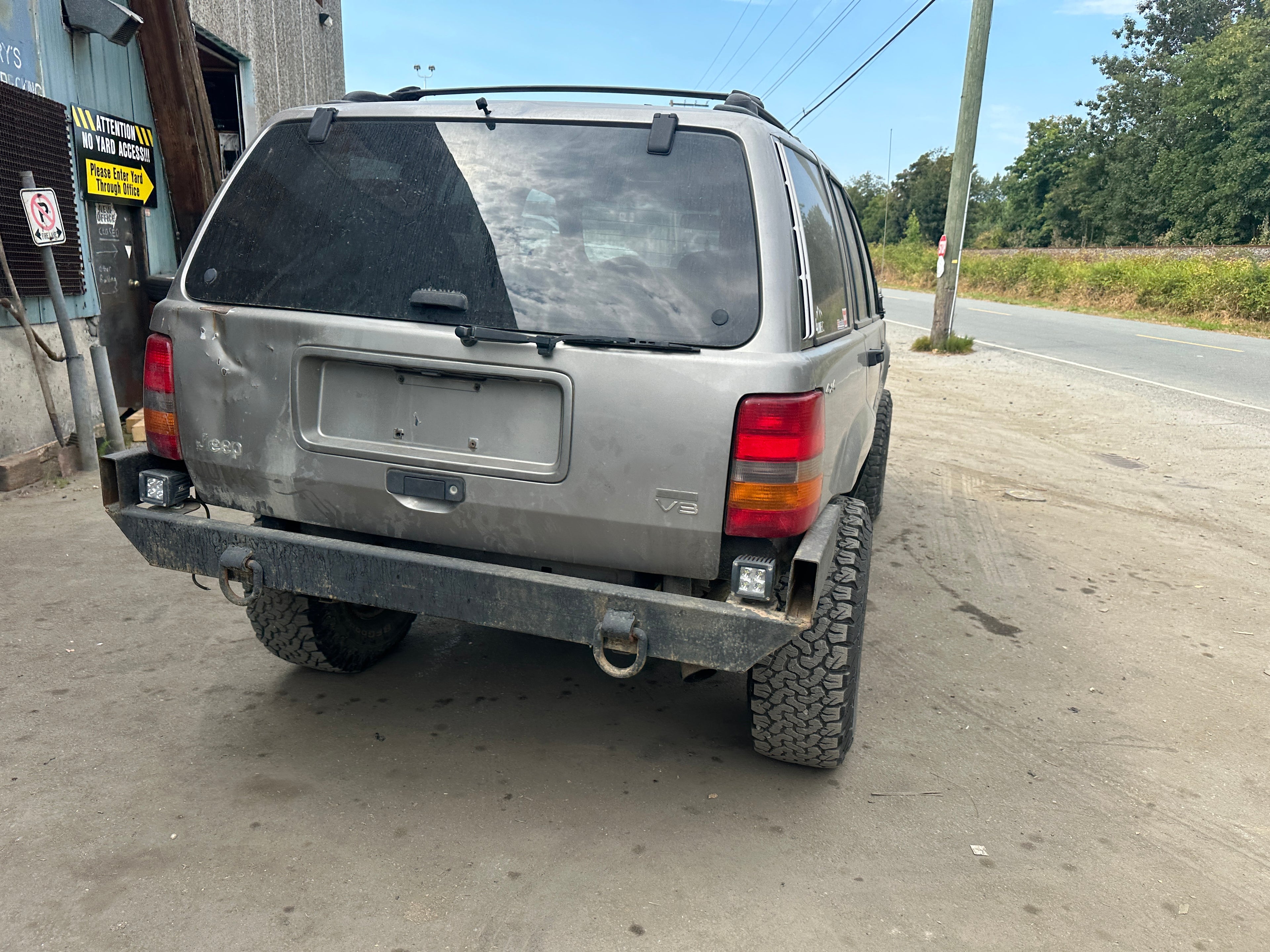 1998 Jeep Grand Cherokee ZJ 5.9 – J2537