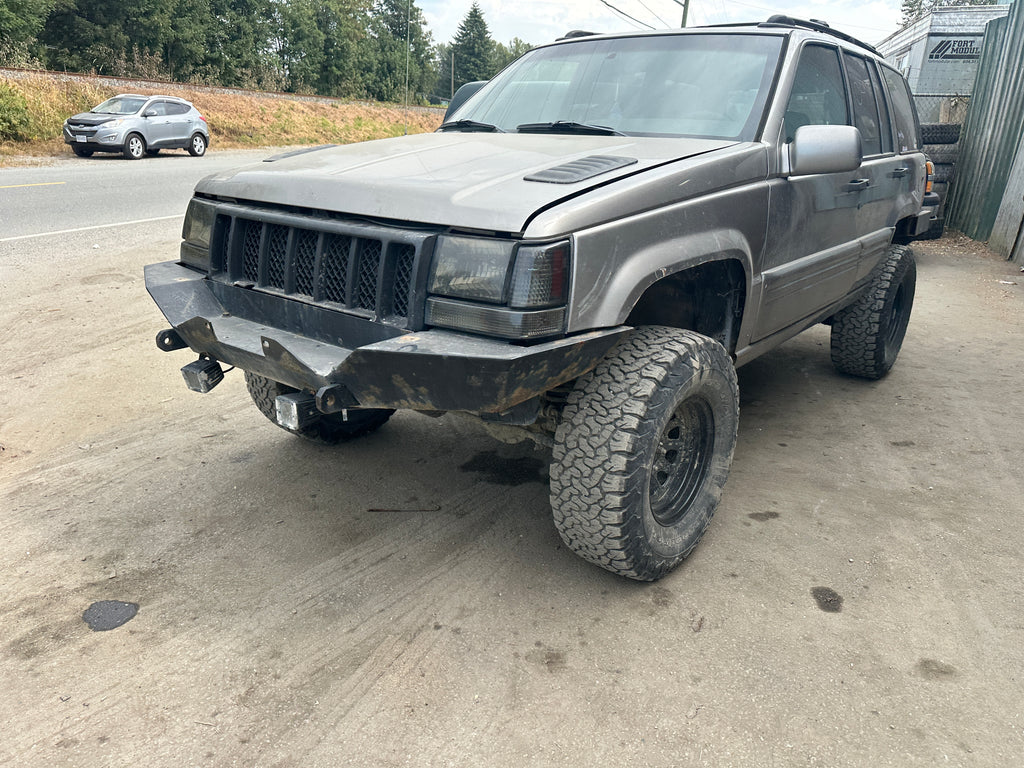 1998 Jeep Grand Cherokee ZJ 5.9 – J2537