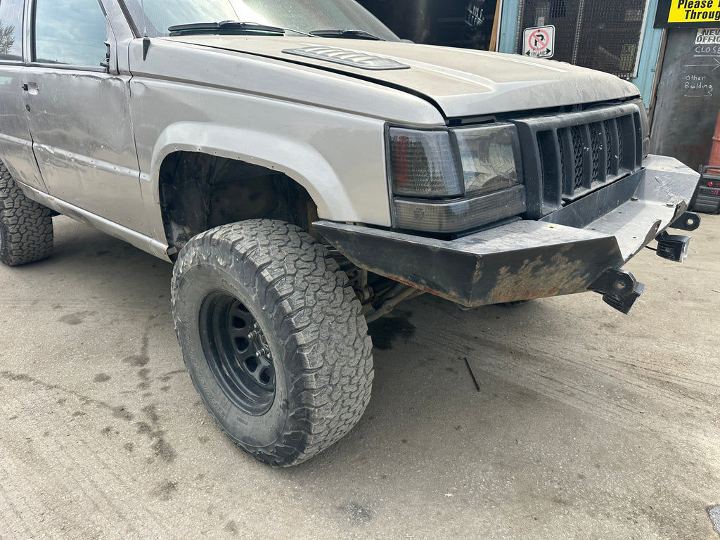 1998 Jeep Grand Cherokee ZJ 5.9 – J2537
