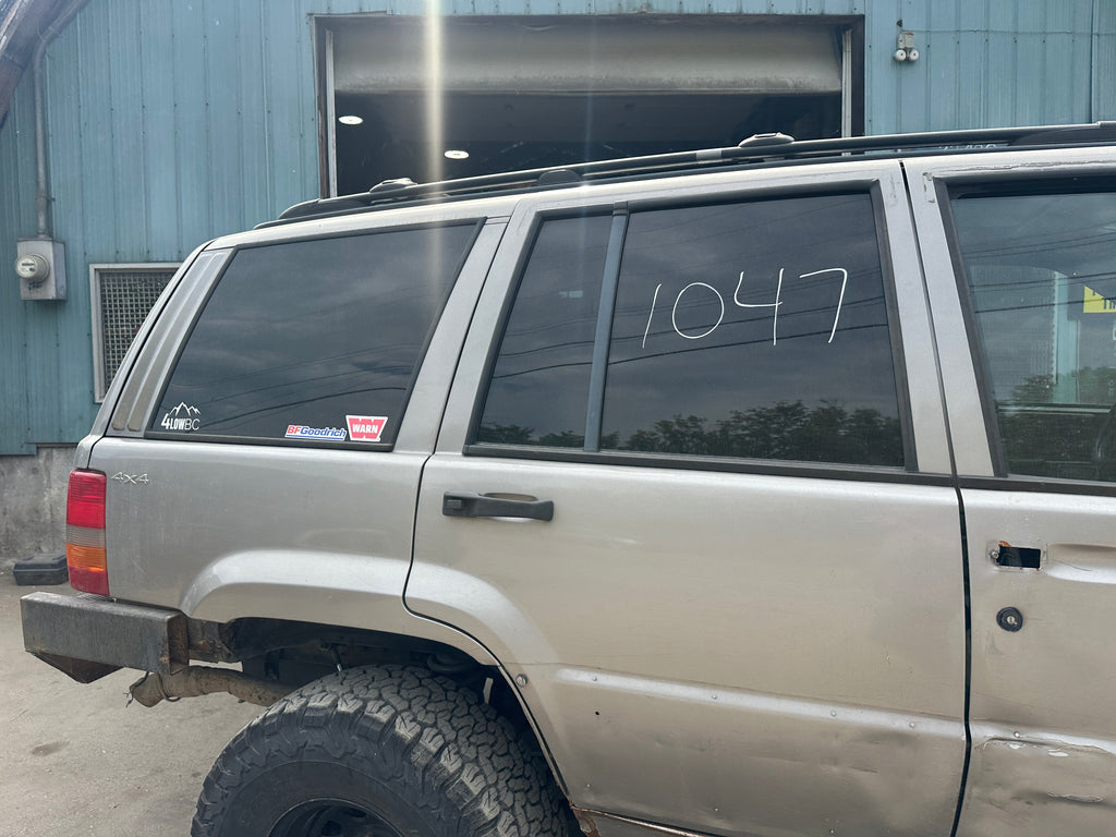 1998 Jeep Grand Cherokee ZJ 5.9 – J2537