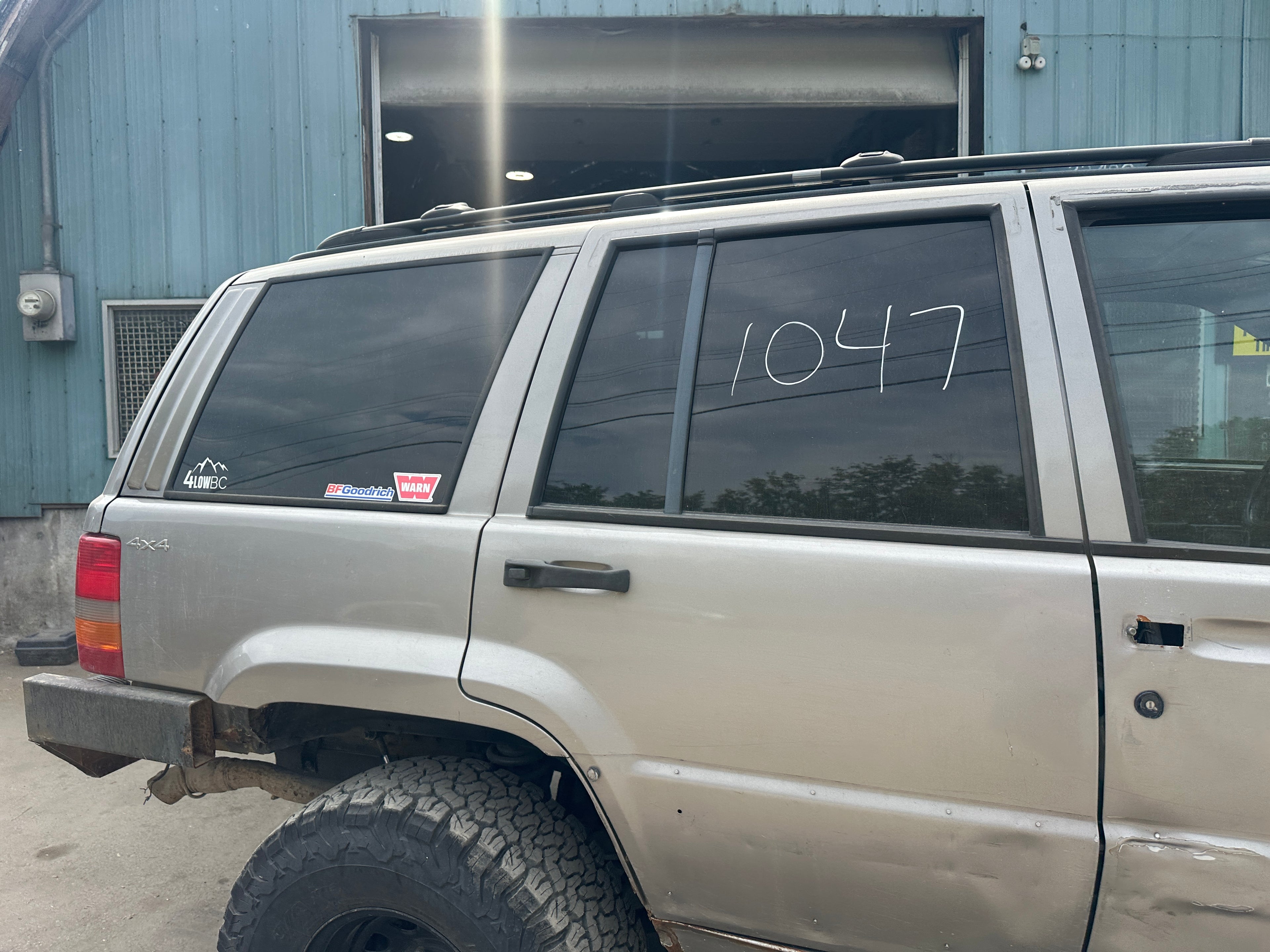 1998 Jeep Grand Cherokee ZJ 5.9 – J2537