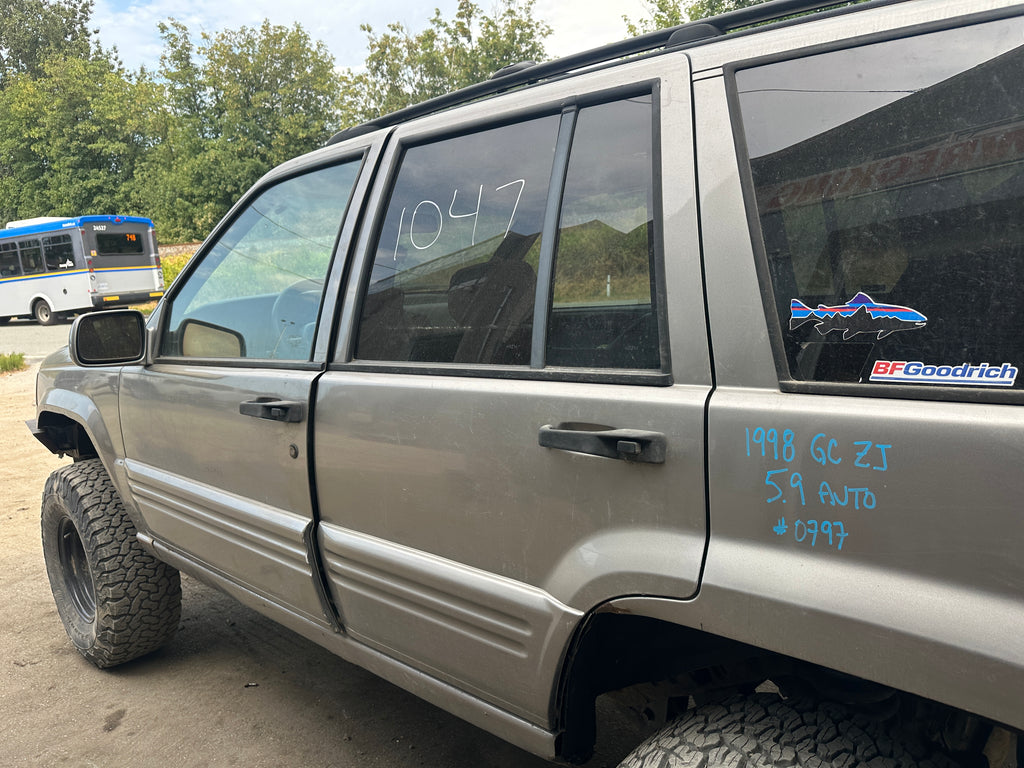 1998 Jeep Grand Cherokee ZJ 5.9 – J2537