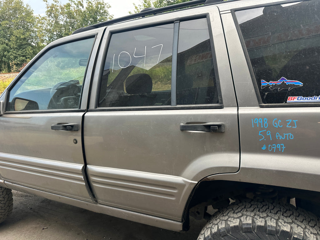 1998 Jeep Grand Cherokee ZJ 5.9 – J2537