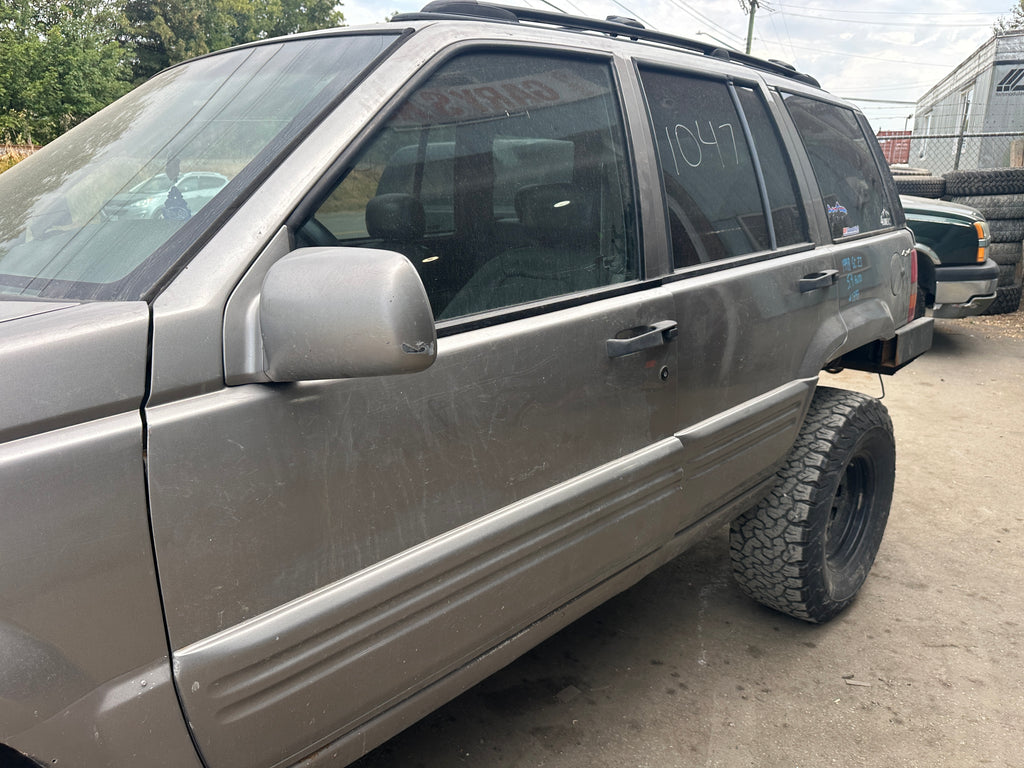 1998 Jeep Grand Cherokee ZJ 5.9 – J2537
