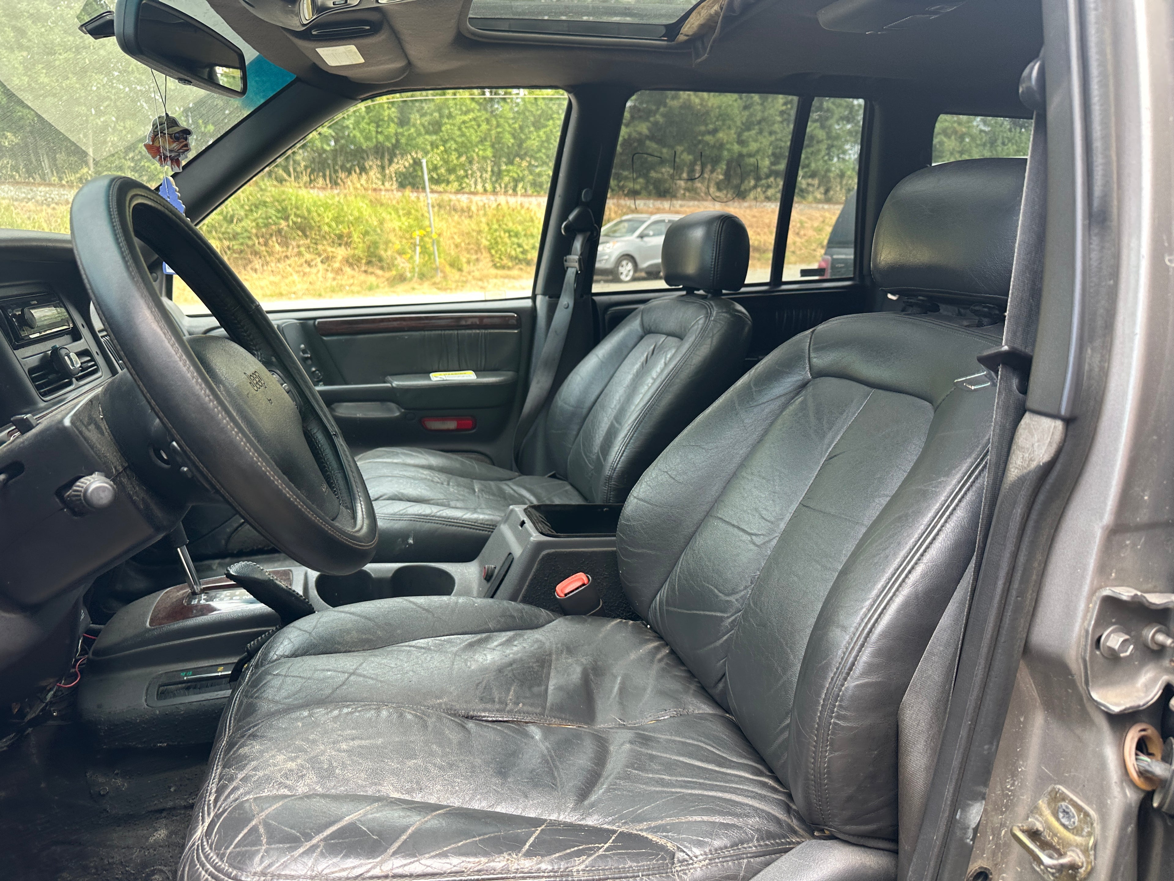 1998 Jeep Grand Cherokee ZJ 5.9 – J2537