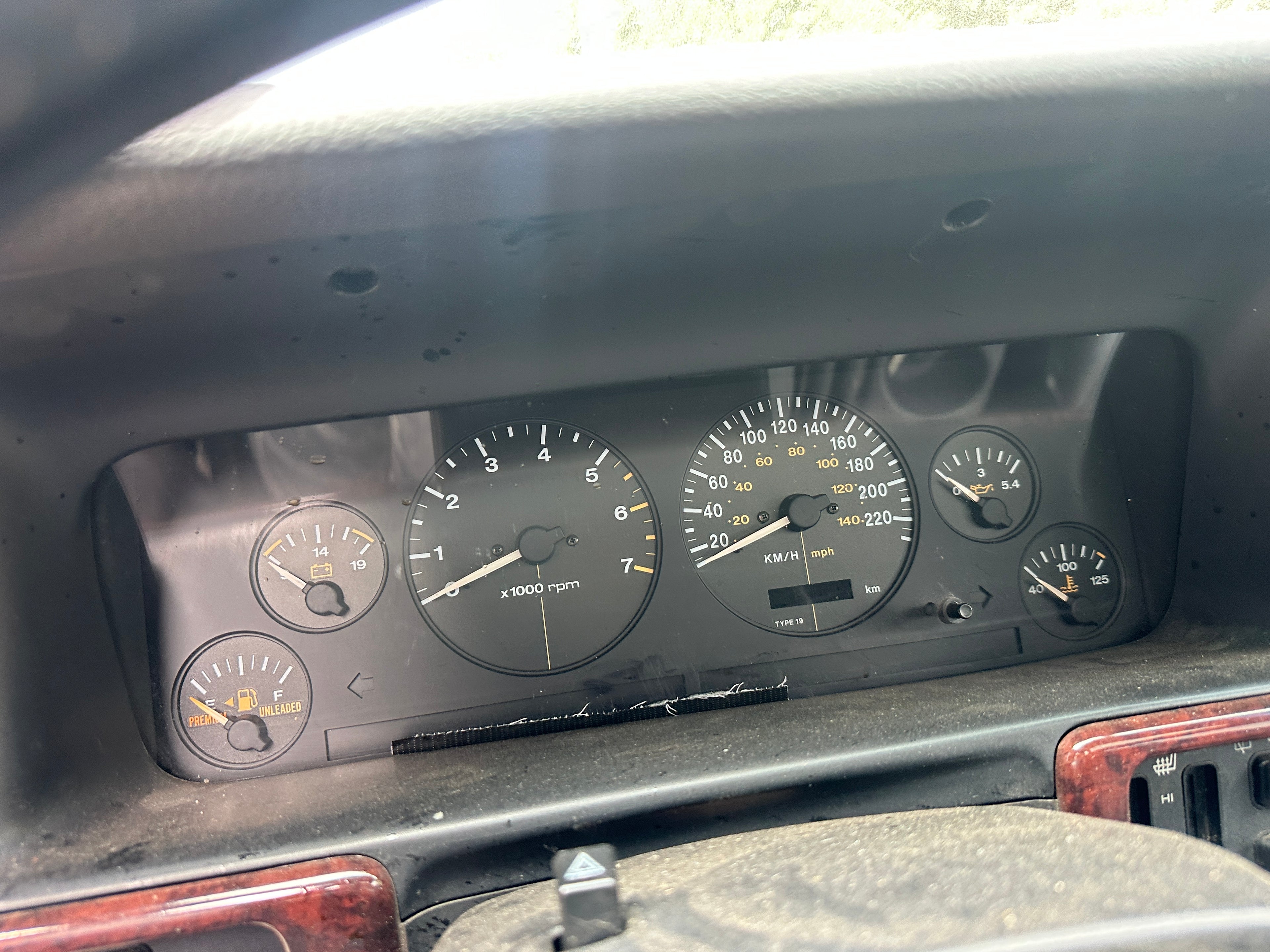 1998 Jeep Grand Cherokee ZJ 5.9 – J2537