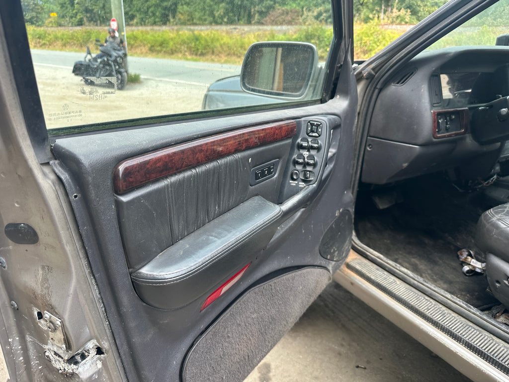 1998 Jeep Grand Cherokee ZJ 5.9 – J2537