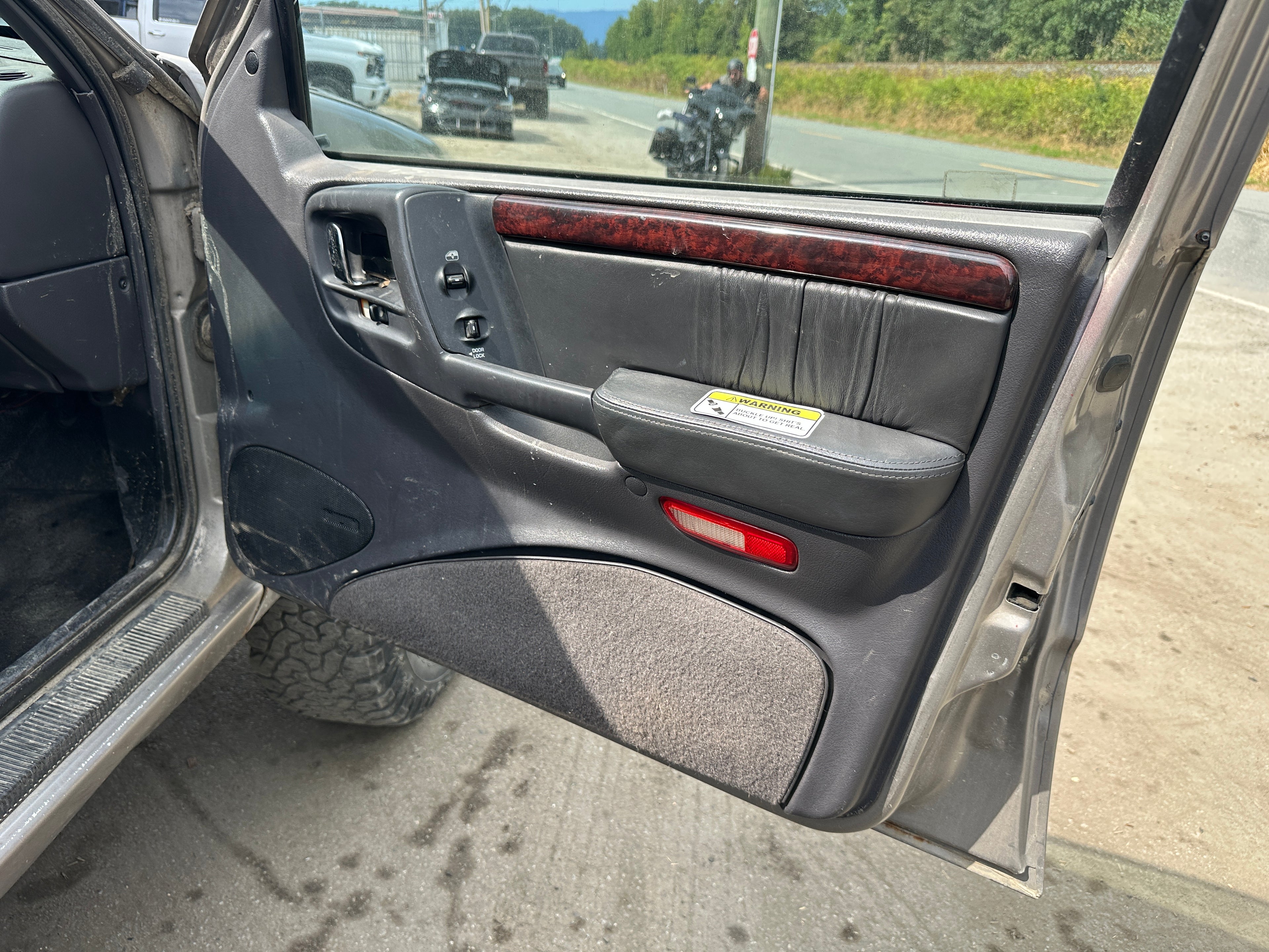 1998 Jeep Grand Cherokee ZJ 5.9 – J2537