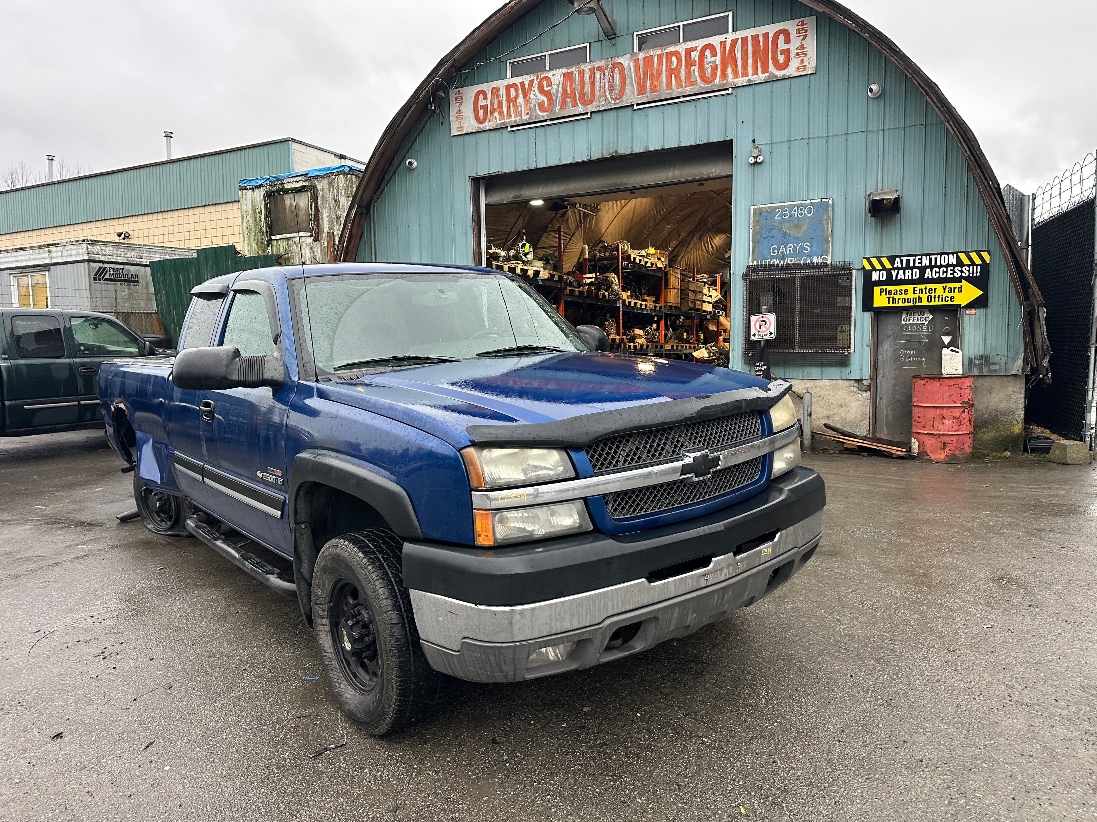 2004 Chevrolet Silverado C2500HD 6.6 LLY Duramax – C2539
