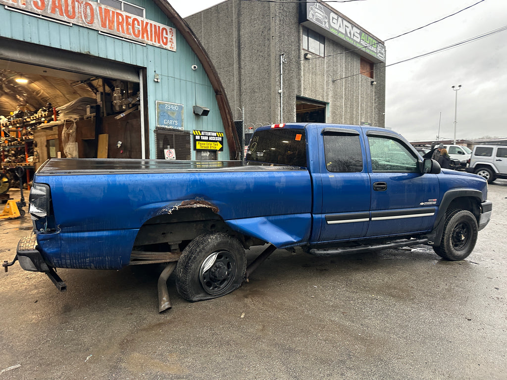 2004 Chevrolet Silverado C2500HD 6.6 LLY Duramax – C2539