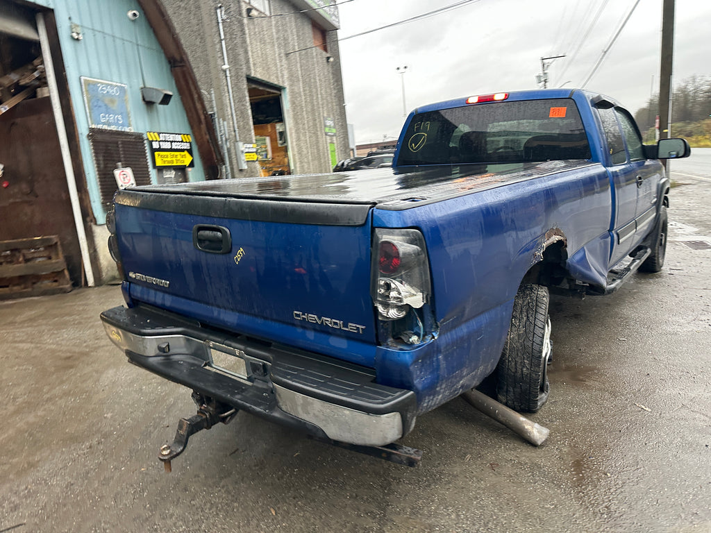 2004 Chevrolet Silverado C2500HD 6.6 LLY Duramax – C2539