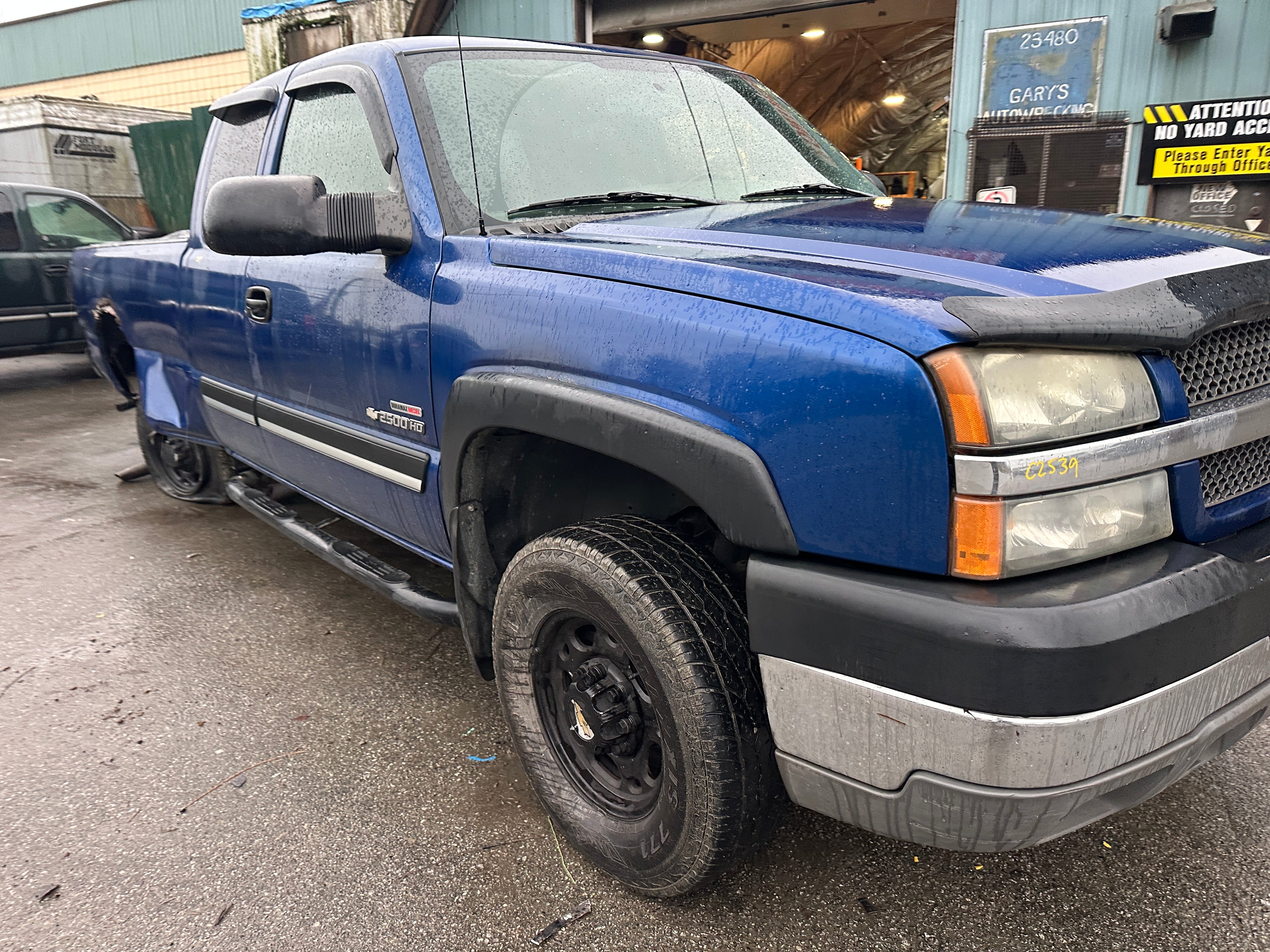2004 Chevrolet Silverado C2500HD 6.6 LLY Duramax – C2539